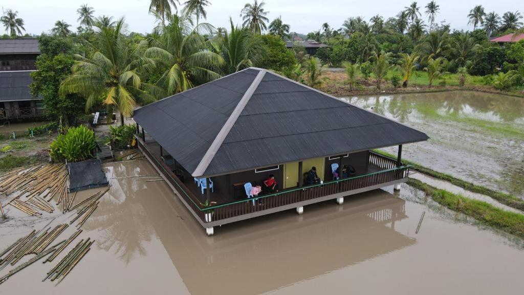 Mat Hj Limah Farm stay
