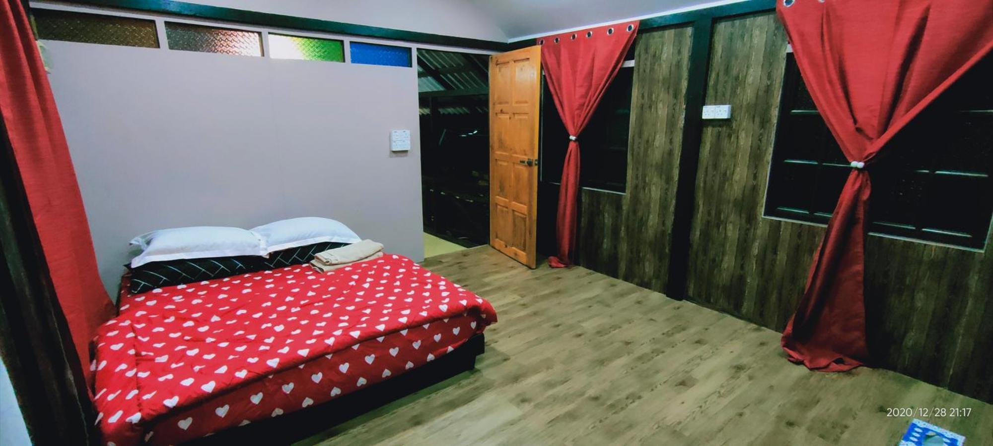 Mat Hj Limah Farm stay